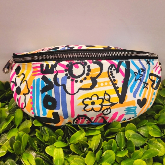 🆕️🏷Brighton Bag - Picture 2 of 6